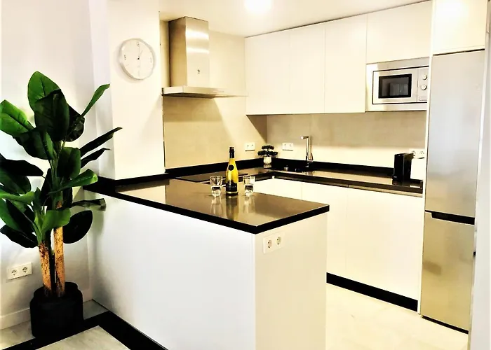 Rentcostadelsol Dona Sofia 3d * Fuengirola